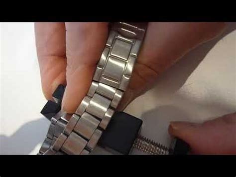 Come togliere le maglie dei cinturini degli orologi. Tutorial per .